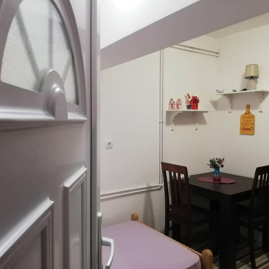 Studio Apartman Small Lili Popovaca Exterior photo