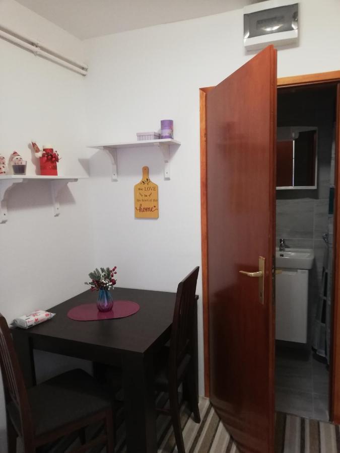 Studio Apartman Small Lili Popovaca Exterior photo